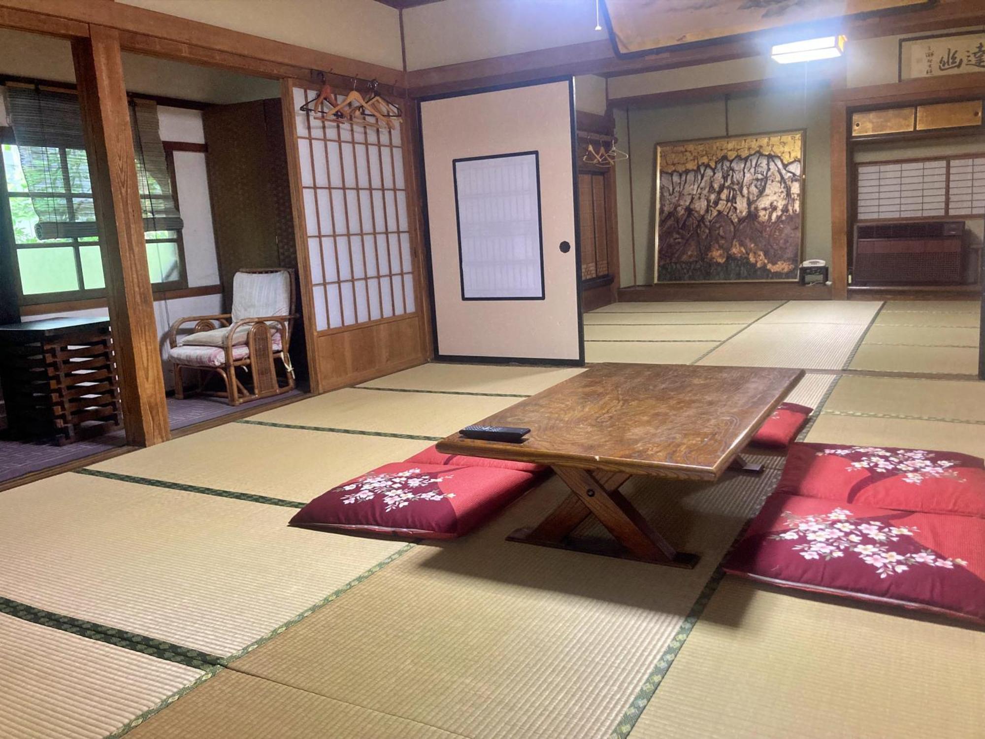 Yokokura Ryokan Nagano Bagian luar foto